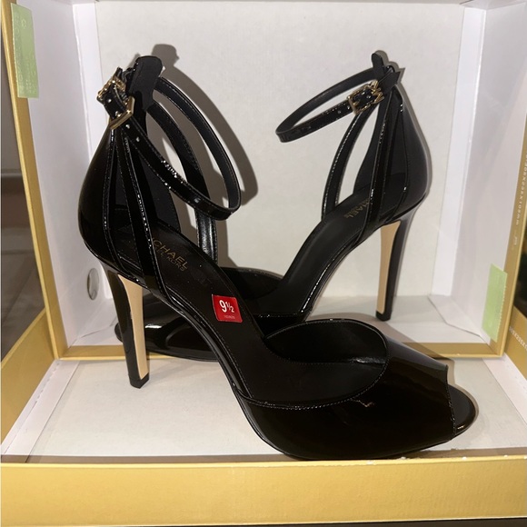 Michael Kors Open Toe Patent Leather Heels - Picture 2 of 9